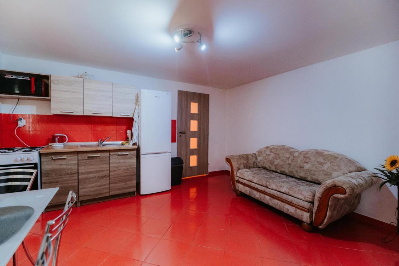 Ard Apartments - Levice Zewnętrze zdjęcie